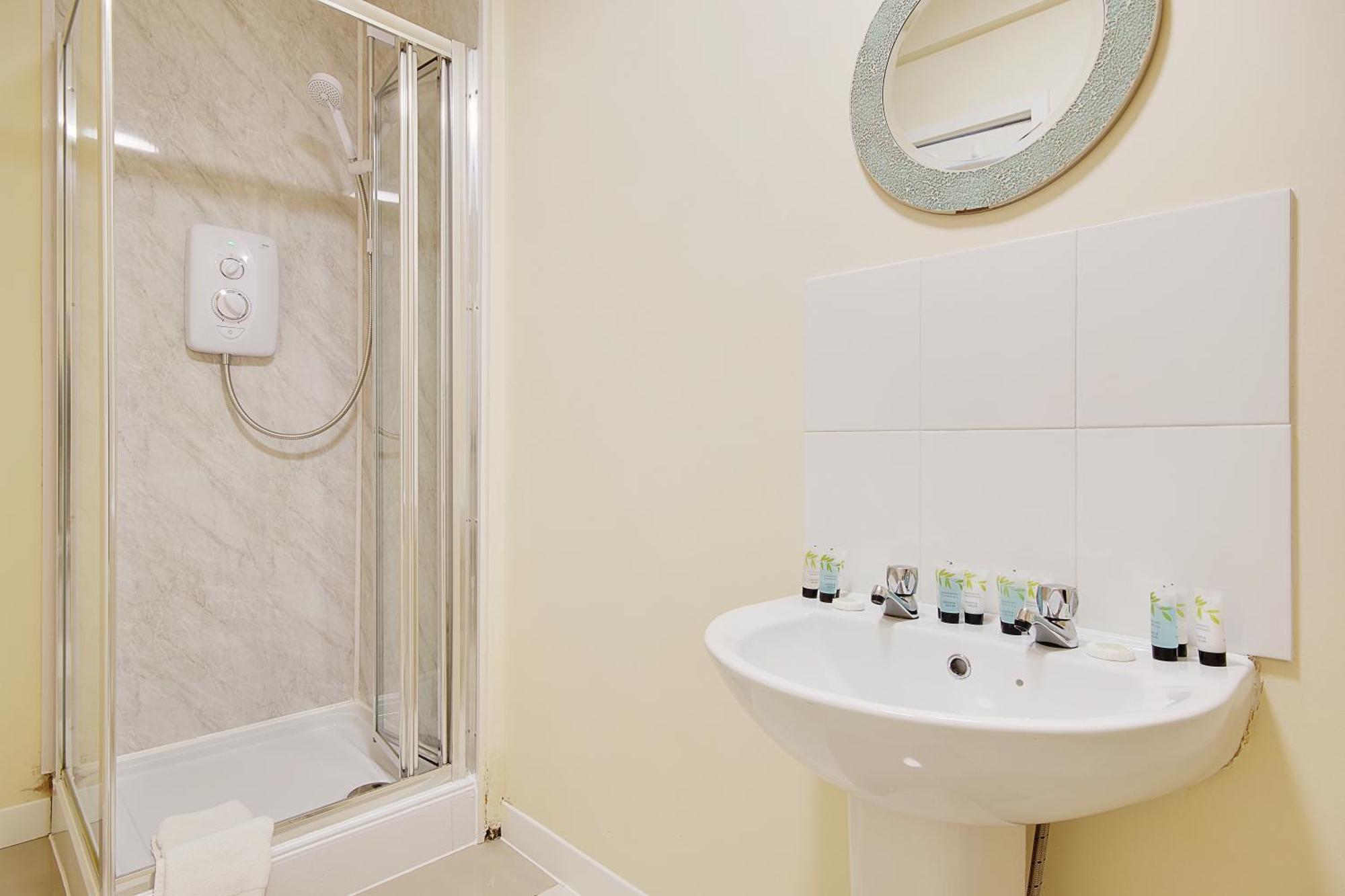 Hotel Azure Beach Bournemouth Buitenkant foto