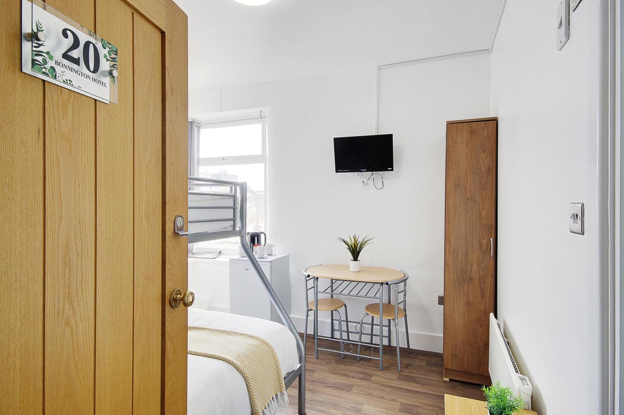 Hotel Azure Beach Bournemouth Buitenkant foto